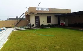 Suvas Farm