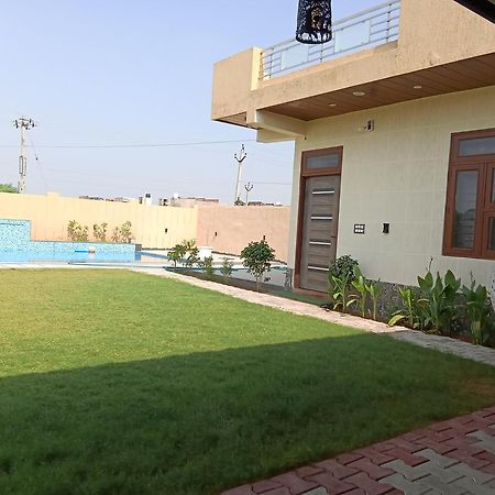 Suvarna Farm'S Hotel Watka Exterior photo