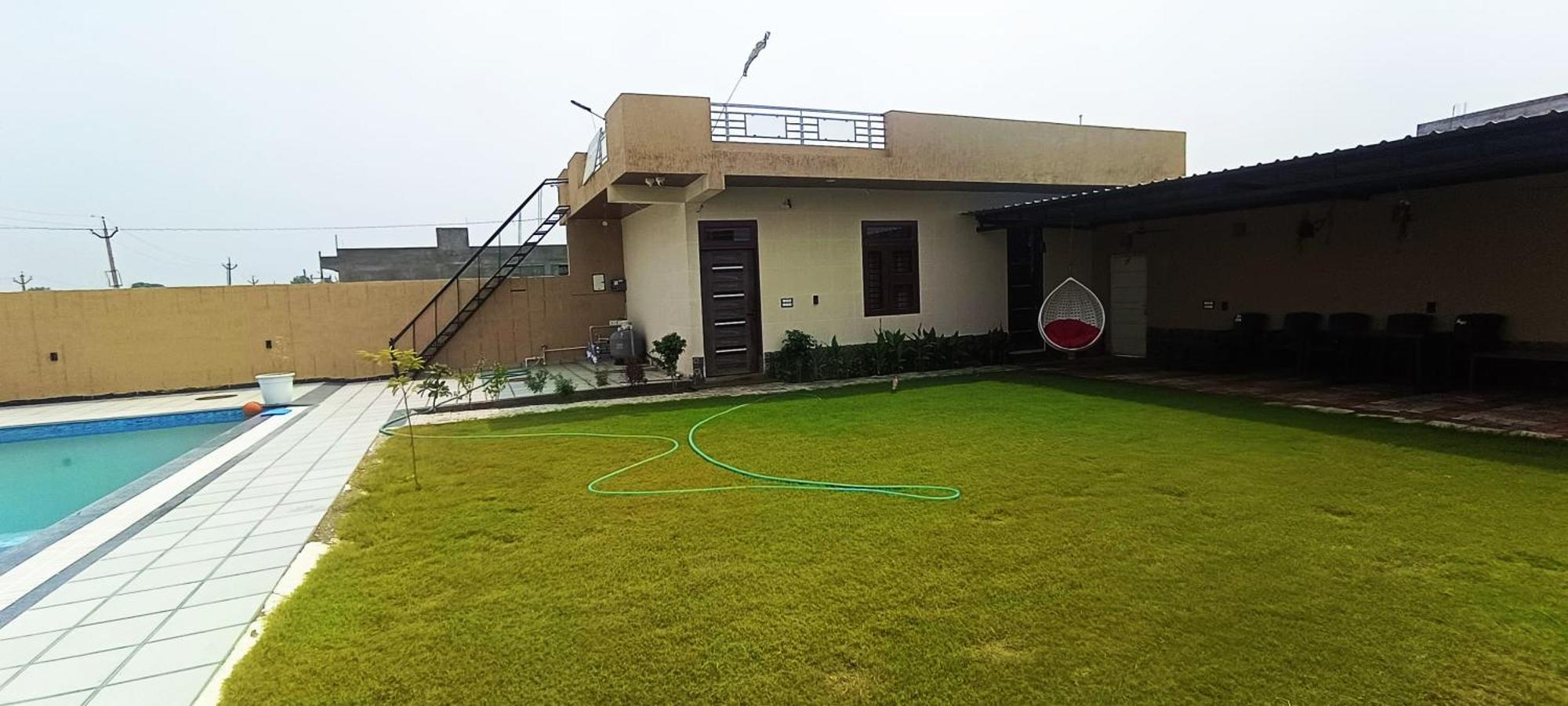 Suvarna Farm'S Hotel Watka Exterior photo